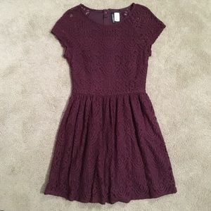 H&M Divided Lace Dress